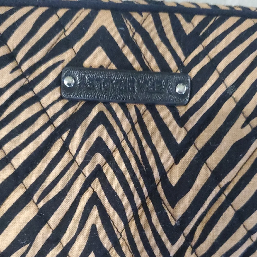 Vera Bradley Zebra Print Quilted  Wallet - Picture 2 of 9